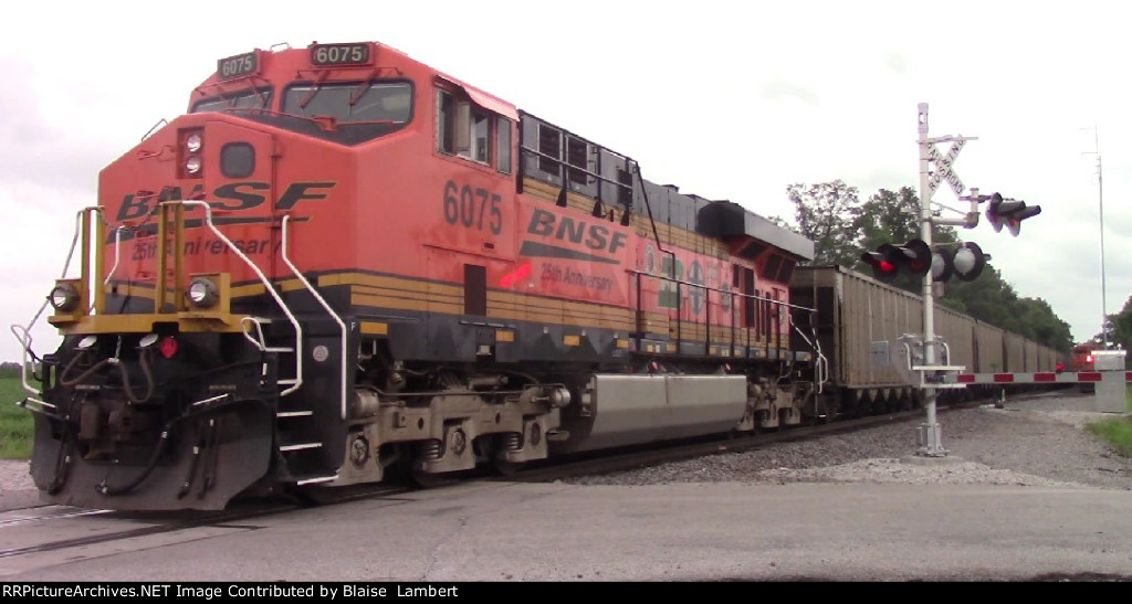 BNSF 6075